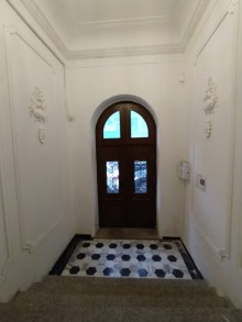 Sale Old building, -19