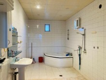 Sale Cottage, -20