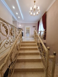 Yasamalda 4 sotda 2 mertebeli villa satılır, -3