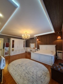 Yasamalda 4 sotda 2 mertebeli villa satılır, -5