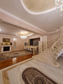 Yasamalda 4 sotda 2 mertebeli villa satılır, -6