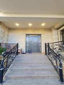Yasamalda 4 sotda 2 mertebeli villa satılır, -16