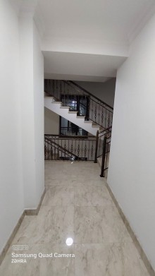 Bakıxanovda yaşayış evi və obyekt kimi yarali mulk satilir, -4