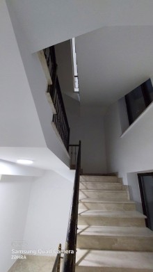 Bakıxanovda yaşayış evi və obyekt kimi yarali mulk satilir, -11