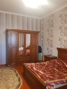 Novxanıda çimərliyə dənizə yaxın həyət evi almaq, -8
