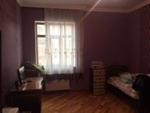 Arablinka 271№ məktəbin yaxınlığı heyet evi satilir, -4