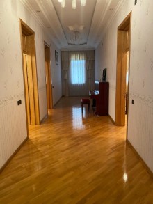 Bakıxanov qəsəbəsində yay klubu tərəfdə villa, -15