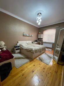 Bakıxanov qəsəbəsi Annaşkin Həyət evi, -2