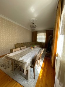 Bakıxanov qəsəbəsi Annaşkin Həyət evi, -4