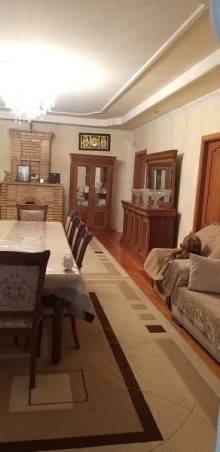 Sale Cottage, -3