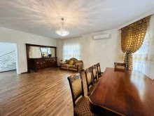 Şüvəlanda 2 mertebe + mansarli bag evi satilir, -13