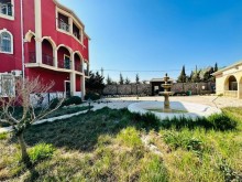 Merdekan qesebesinde 26 sot torpaq sahesinde Həyət evi, -3