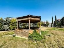 Merdekan qesebesinde 26 sot torpaq sahesinde Həyət evi, -5