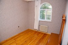 Sale Cottage, -4