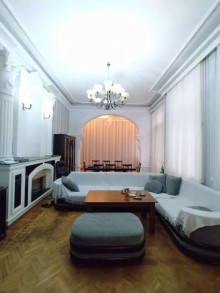 sale-10-room-old-building-baku-sabail-sahil-1681454927