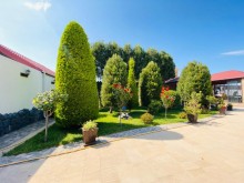 Merdekanda Bravo marketden 800 metr arali Villa, -8
