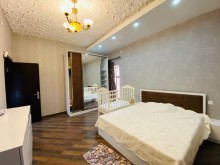 Merdekanda Bravo marketden 800 metr arali Villa, -14