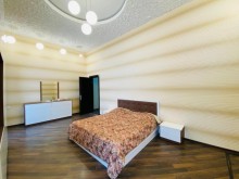 Merdekanda Bravo marketden 800 metr arali Villa, -17