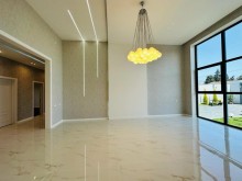 Şüvəlanda modern bağ evi Həyət evi satilir, -10