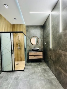 Şüvəlanda modern bağ evi Həyət evi satilir, -20