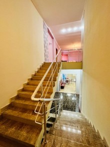 Bakı şəhəri Mərdəkan qəsəbəsində "Qızıl Qum" bağlarında villa ev satılır, -11