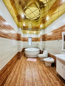 Bakı şəhəri Mərdəkan qəsəbəsində "Qızıl Qum" bağlarında villa ev satılır, -20