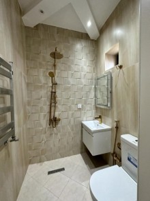 5 otaqlı həyət evi / bağ evi 300 sq m, Mərdəkan q., -18