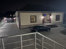 Merdekan qesebesi sentral yola yaxin Həyət evi, -2