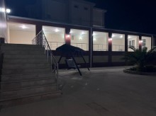 Merdekan qesebesi sentral yola yaxin Həyət evi, -3