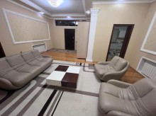 Merdekan qesebesi sentral yola yaxin Həyət evi, -7