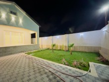 Şüvəlan qəsəbəsi villalar olan mehellede bag evi satilir, -8