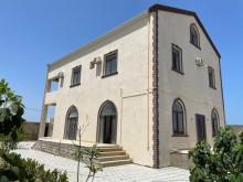 Şüvəlan Gülçülük savxozunda bag evi, -5