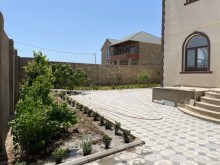 Şüvəlan Gülçülük savxozunda bag evi, -6