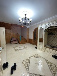 razinde aglayli heyet evleri, -7