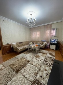 razinde aglayli heyet evleri, -10