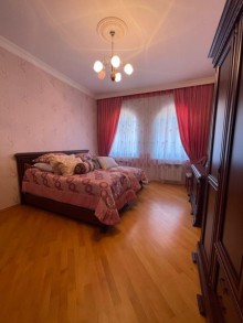 razinde aglayli heyet evleri, -18