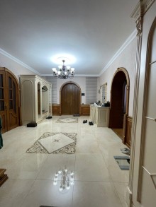 razinde aglayli heyet evleri, -20