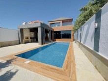 Mərdəkanda 6 otaqlı həyət evi / bağ evi satılır, -2