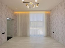 Buy a house / cottage - 250 m² - in Baku, -15