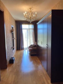 For Sale - Cottage with 6 Rooms, 370 m² - Baku, Mardakan, -7
