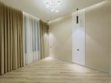 For sale 4 rooms house / cottage with a swimming pool in Baku, -13