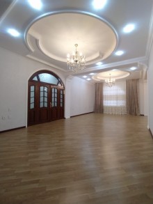 5 otaqlı həyət evi / bağ evi 230 m², Savalan q, -18