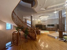 Bakıxanov q. satılan 6 otaqlı həyət evləri, -2