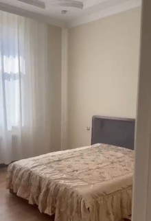 A 2-storey monolithic house for sale in Baku, -4