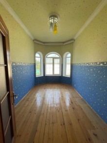Novxanı  Prezident  Aparatı bağlarında heyet evi, -6