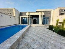 Baku, courtyard house with 4 rooms in Mardakan settlement, -2