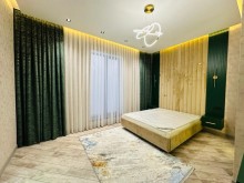 Baku, courtyard house with 4 rooms in Mardakan settlement, -15