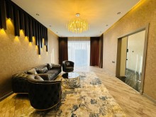 Baku, courtyard house with 4 rooms in Mardakan settlement, -16