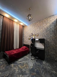 A 4-room courtyard house is for sale in Mardakan settlement in Baku, -13