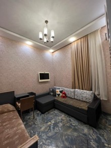 A 4-room courtyard house is for sale in Mardakan settlement in Baku, -14